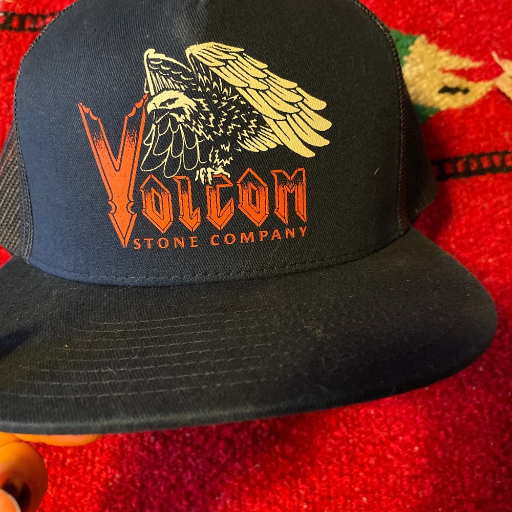Volcom Snap Back hat